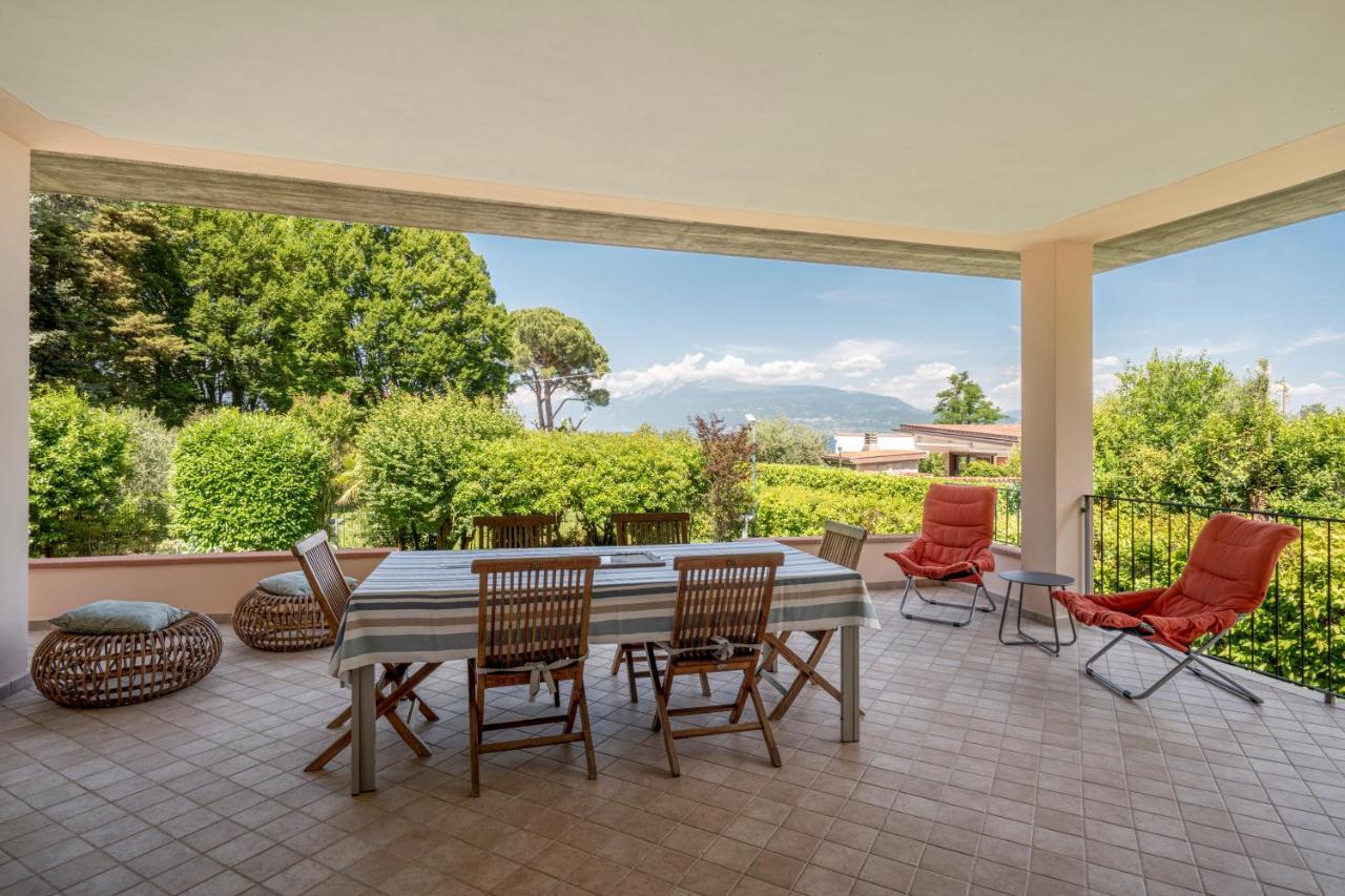 Villa Giulia Манерба дел Гарда Екстериор снимка